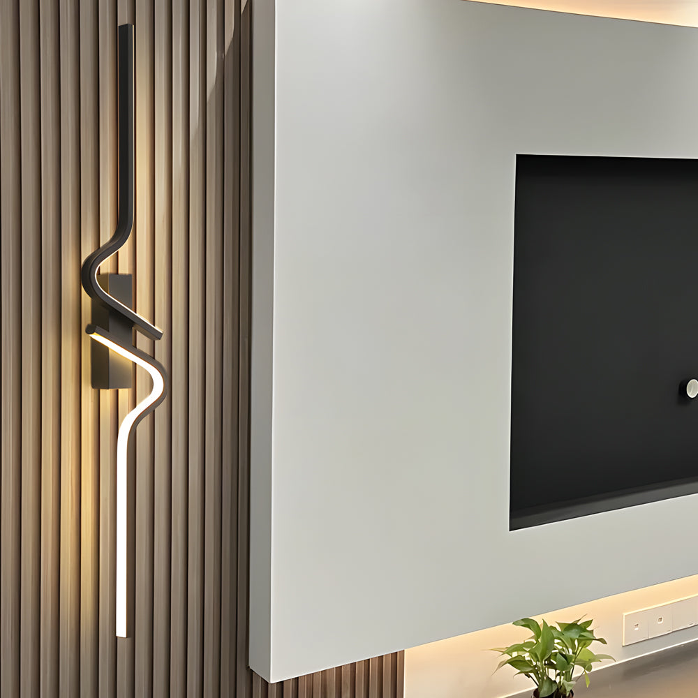 Minimalist Long Wave Aluminum Black Decorative LED Wall Lamp | Kalsten