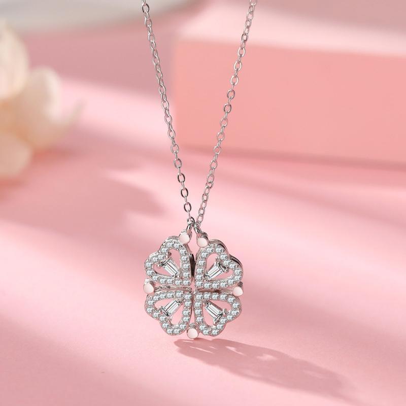 Hollow Four-Leaf Clover Necklace | Kalsten