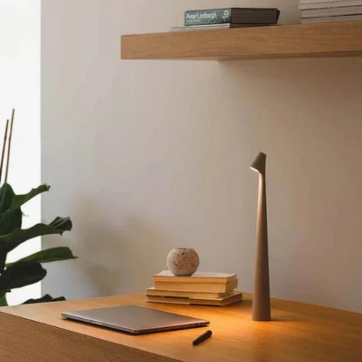 Wireless Scandinavian Minimalist LED Table Lamp | Kalsten