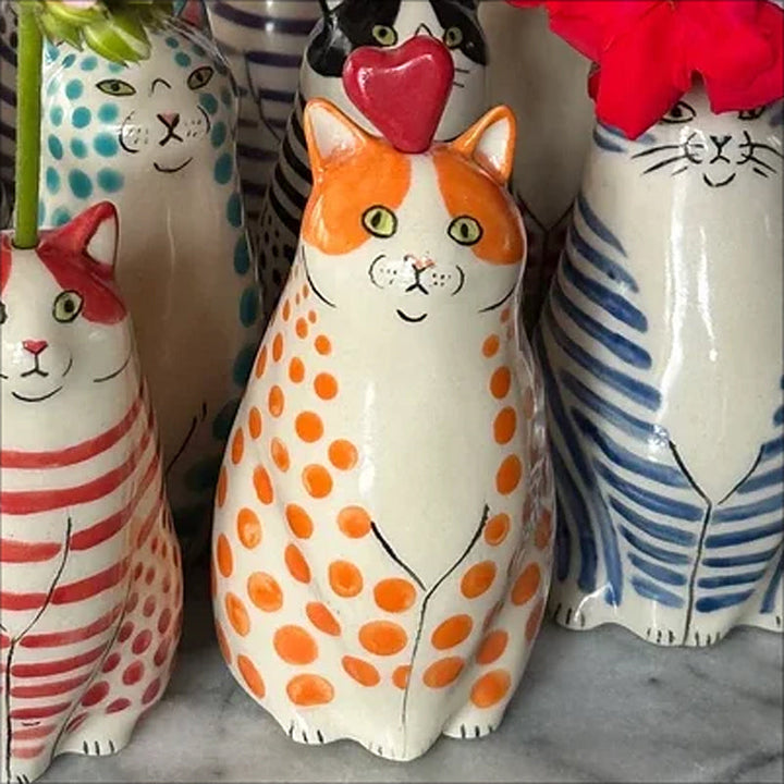 Kalsten | Dotted Cat Vase