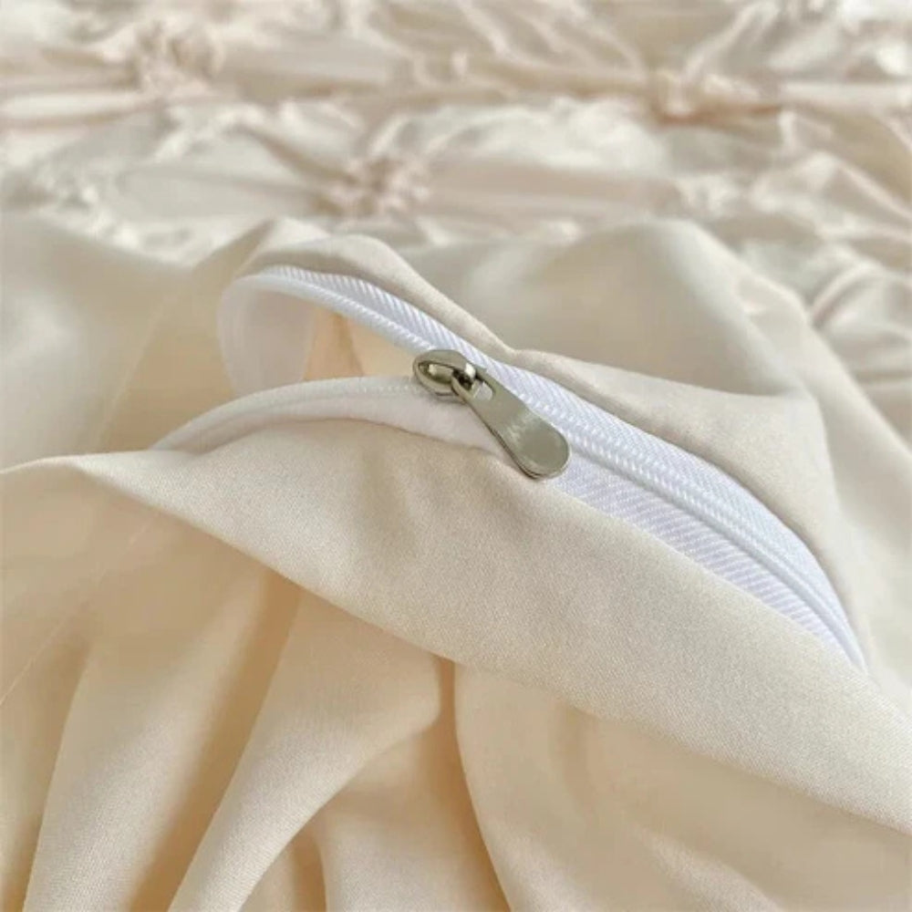 Kalsten | Duvet Cover Set Pinch Pleat Floral Design