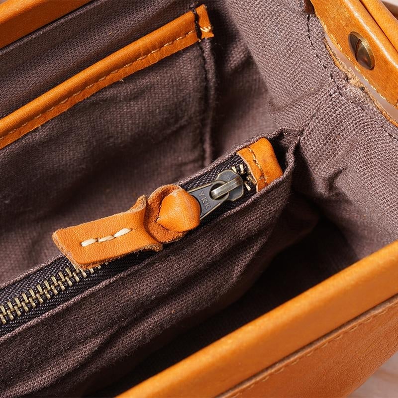Kalsten | Vintage handmade leather bag