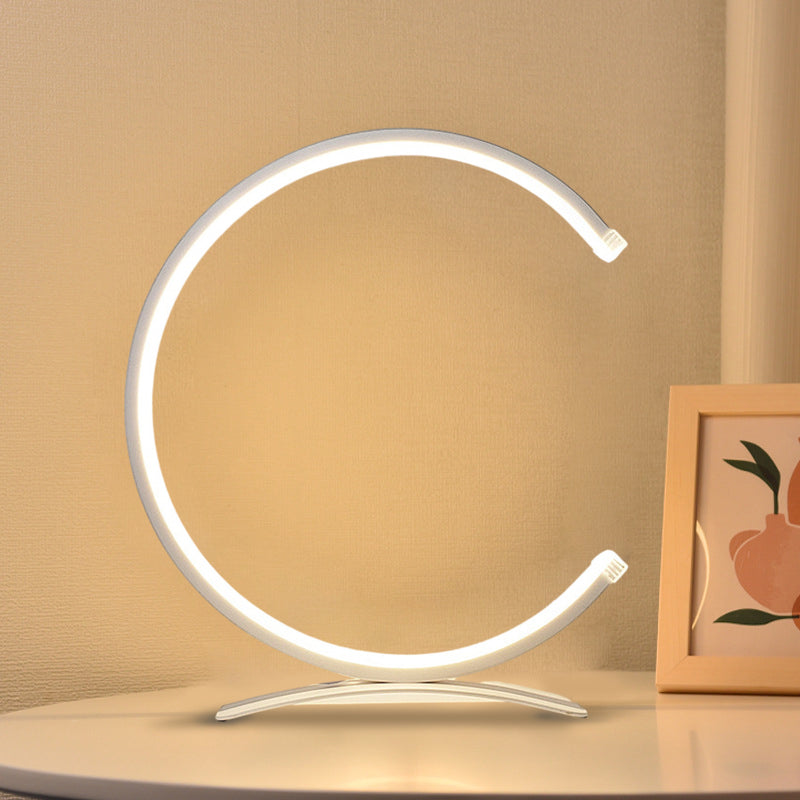 3/4 Circle Lamp Touch LED Modern Accent Table Lamp | Kalsten