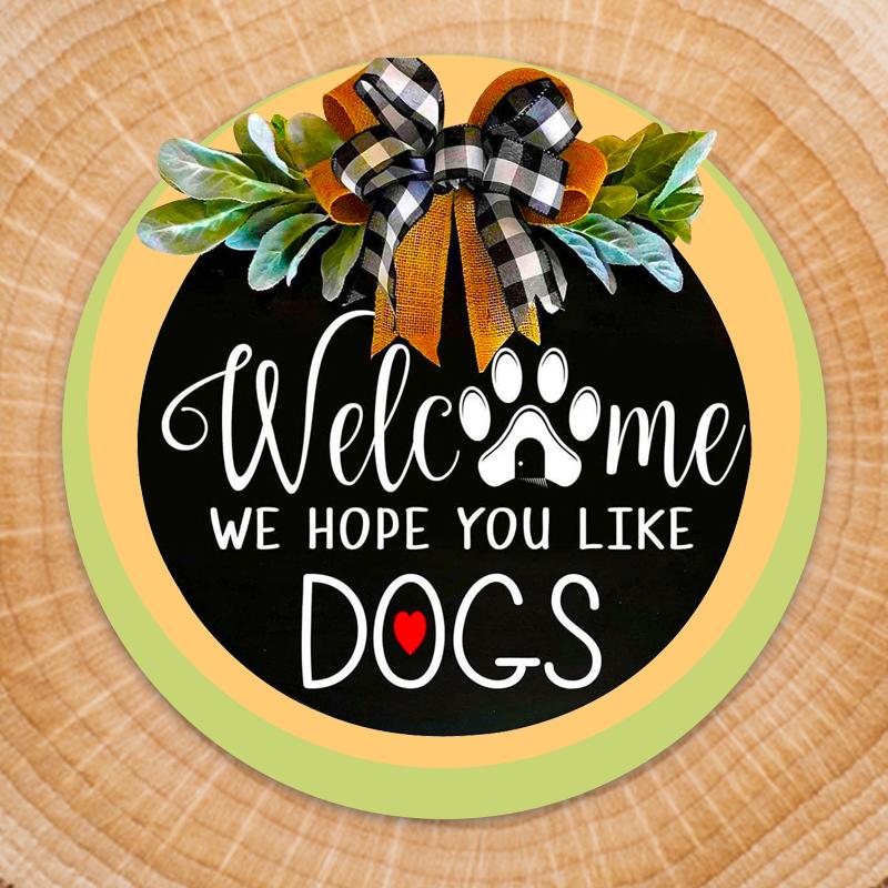 Wooden Welcome Panel on Animals | Kalsten