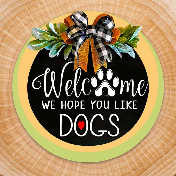 Wooden Welcome Panel on Animals | Kalsten