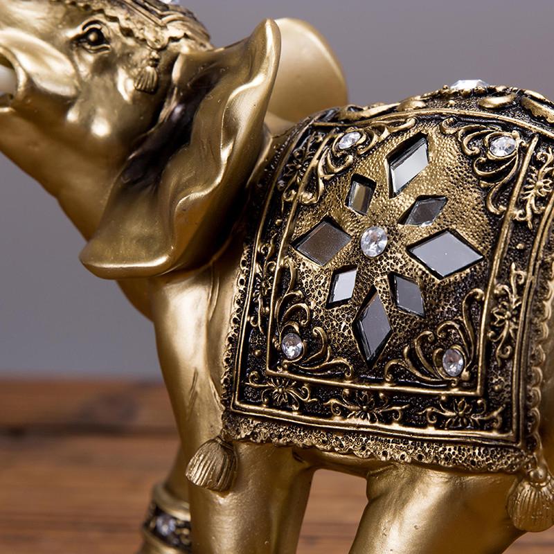 Kalsten | Golden Elephant Statue