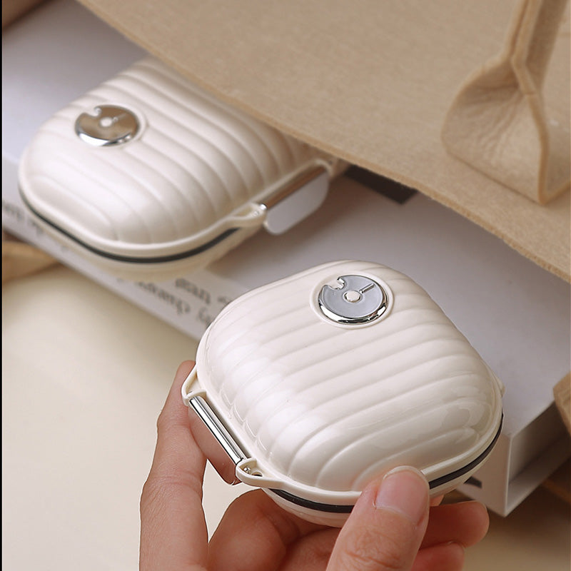 Kalsten | Portable daily pill box