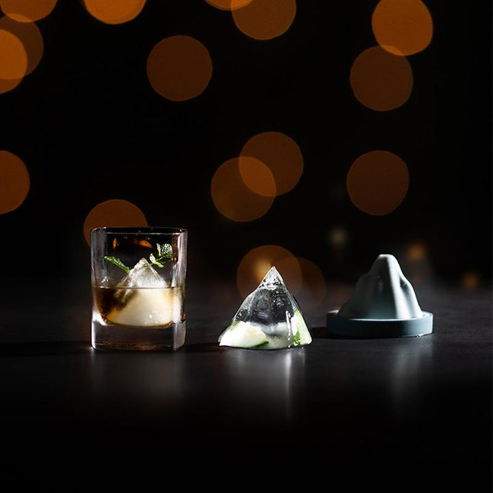 Reusable Silicone Snow Mountain Iceberg Ice Cube Mold with Lid | Kalsten