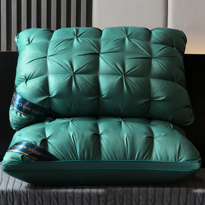 Ergonomic neck pillow with 3D quilting | Kalsten