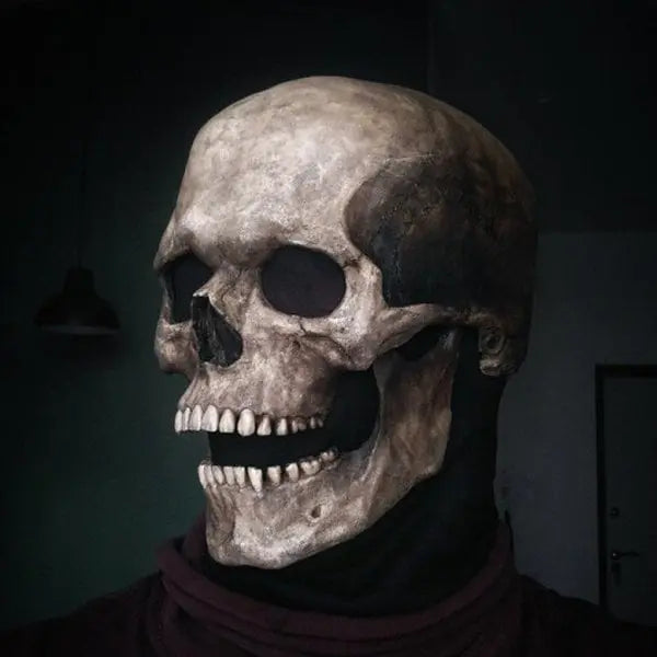 Kalsten | PhantomSkull — Conquer every party with a terrifying, lifelike presence that captivates all eyes!