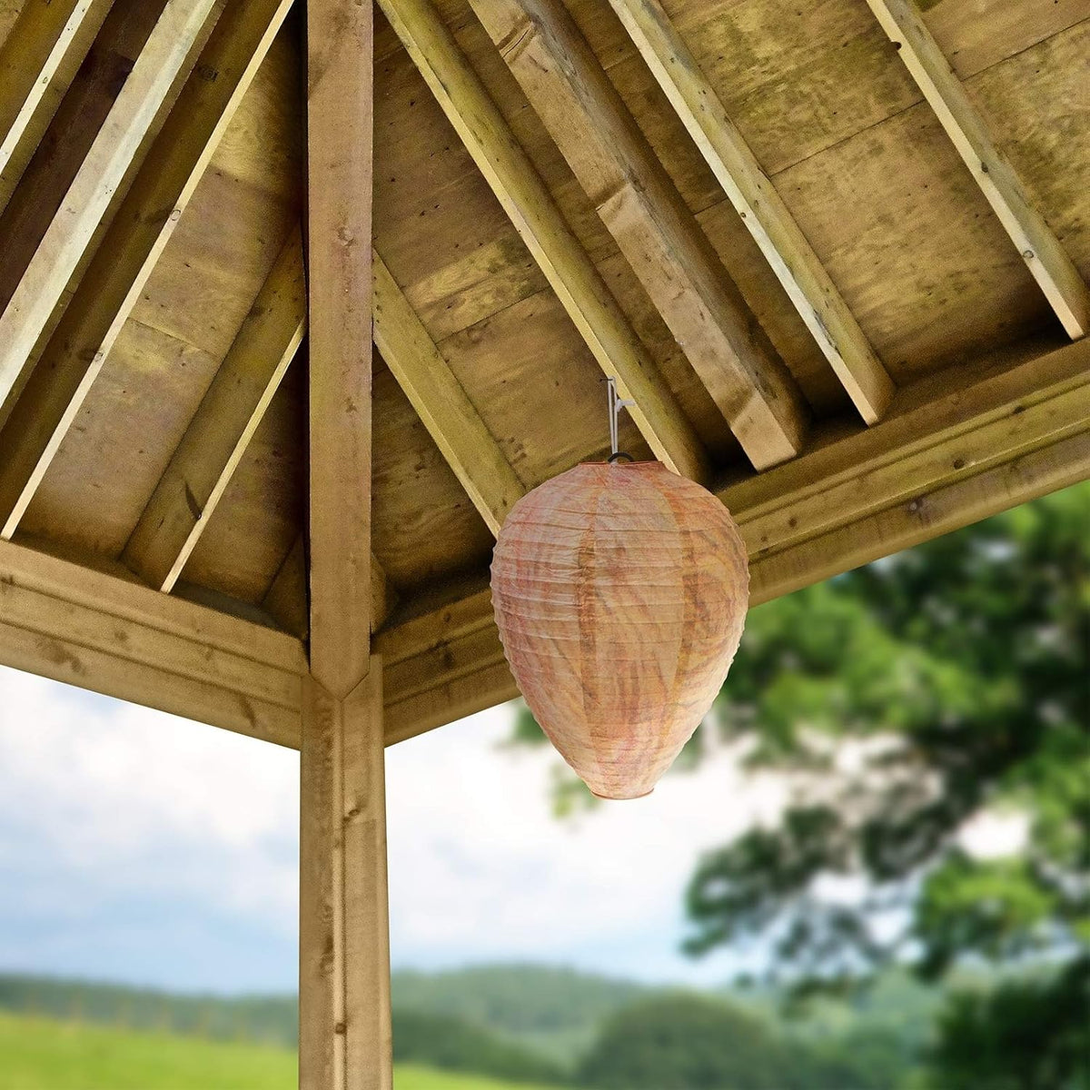 BowLift | Wasp Nest Defense Lamp – Hanging Protection Net Against Wasps and Insects