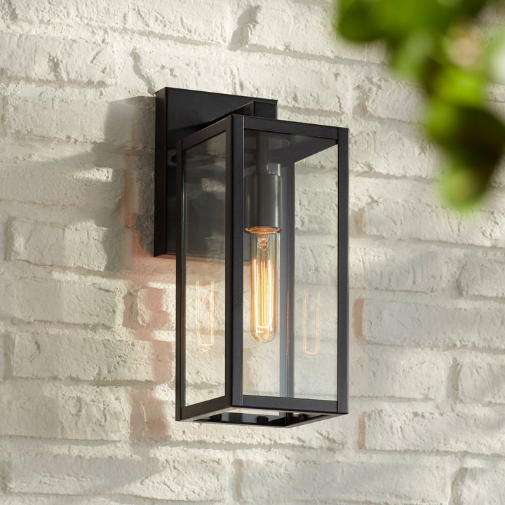 Modern Outdoor Wall Lamp – Black