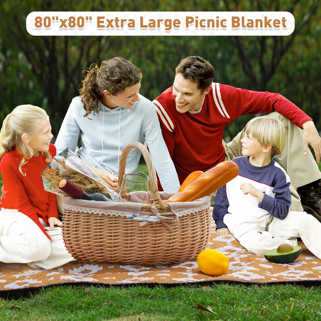 Kalsten | Extra Large Waterproof Picnic Blanket 200 × 200 cm with 3 Layers – MeadowRest