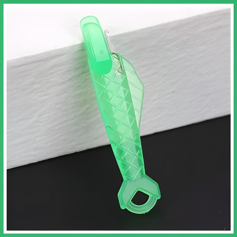 SwiftStitch — Never again frustration while sewing thanks to lightning-fast threading in seconds | Kalsten