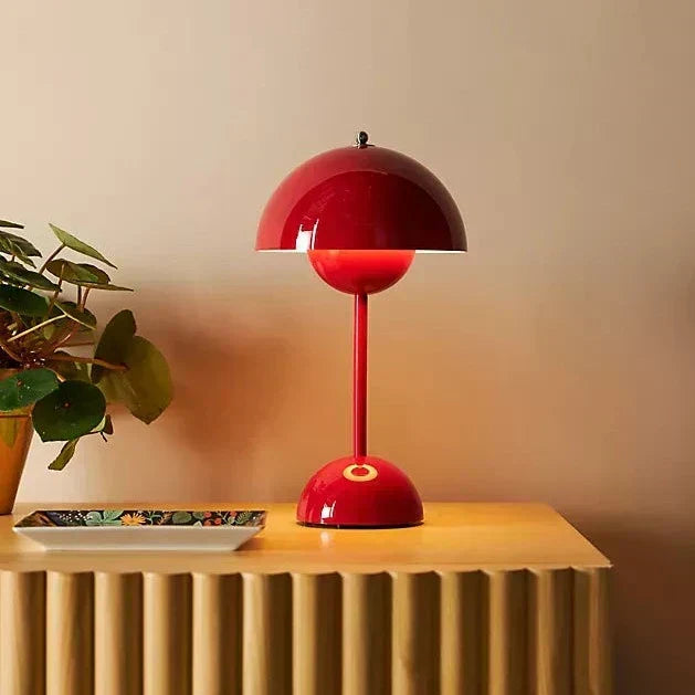 Lunarglo | LED table lamp | Kalsten