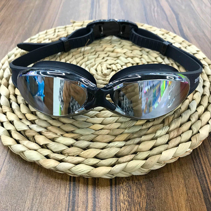 Swimming goggles with ergonomic design and UV protection Kalsten
