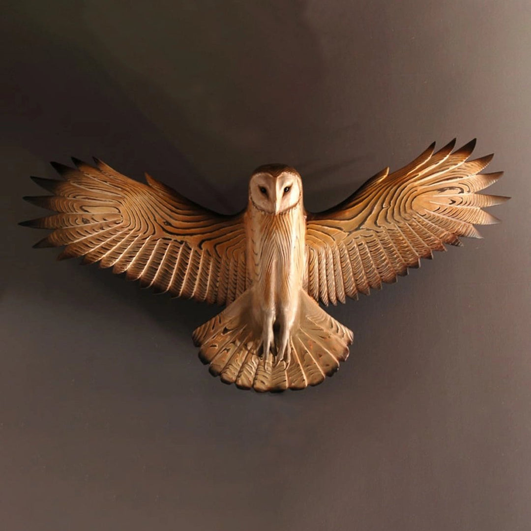 Kalsten | Great owl gaze in artistic edition