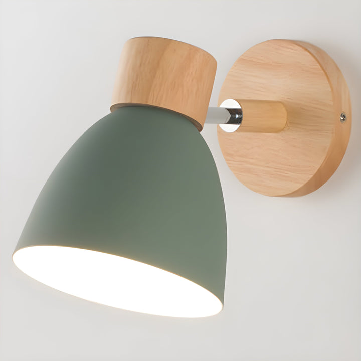 Wood Nordic Wall Lamp with Switch for the Bedroom | Kalsten