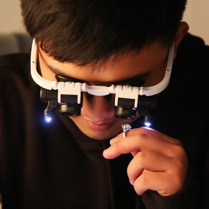 Sandsberg™ LED Glasses Magnifier