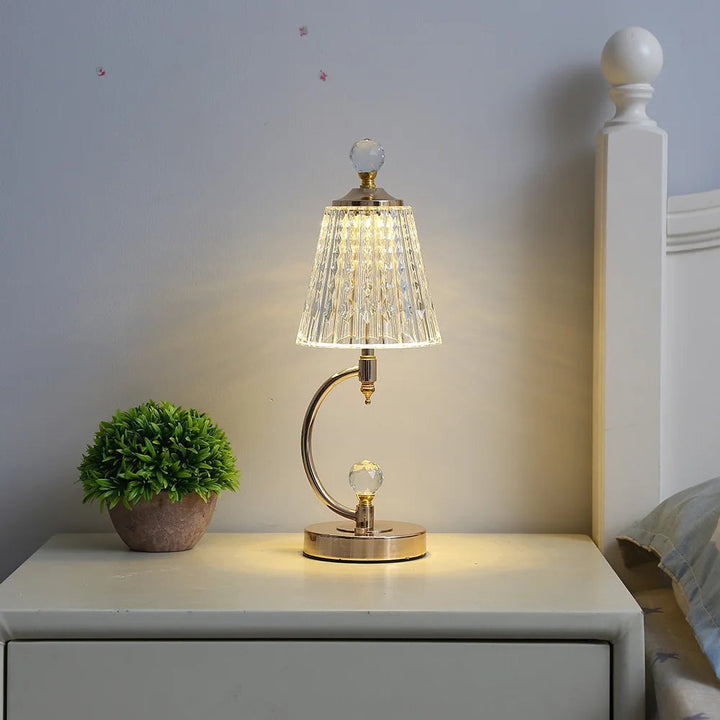 Vintage Crystal Table Lamp - Elegant Vintage Crystal Table Lamp for a Charming Atmosphere Kalsten