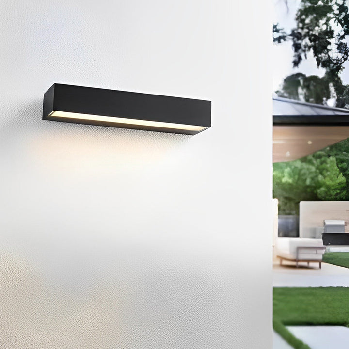 Modern Black Waterproof Outdoor Wall Lamp Kalsten