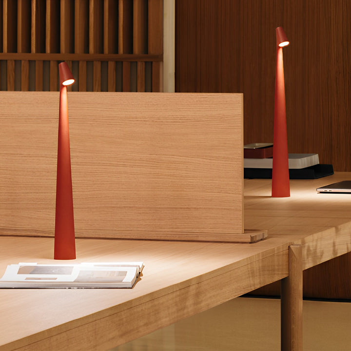 Modern Conical Stem Accent Table Lamp LED | Kalsten