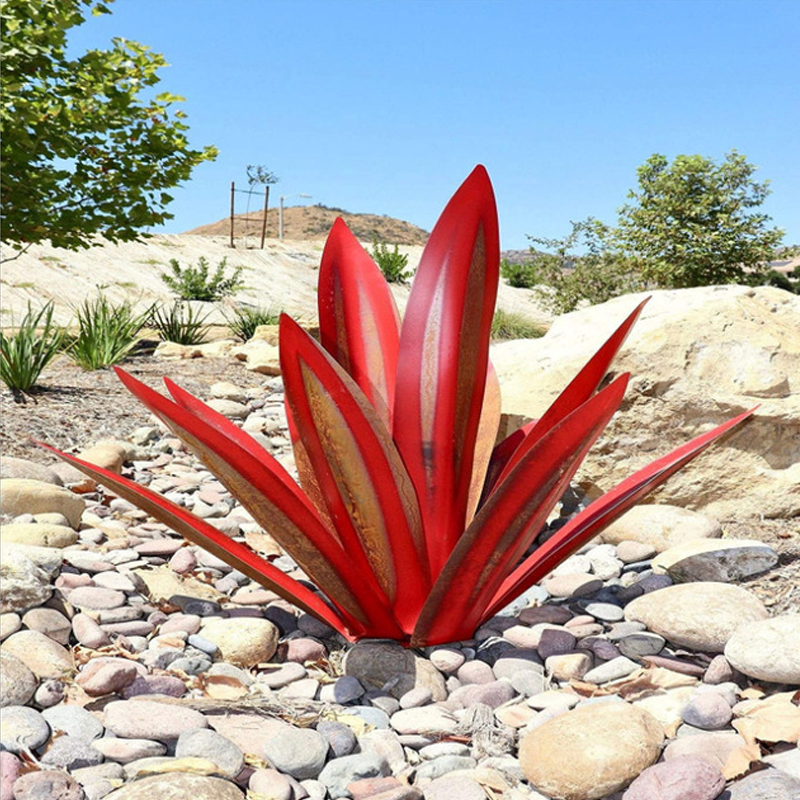 Waterproof Solar Garden Agave Lamp Decoration | Kalsten