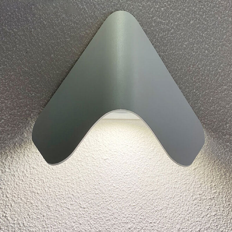 Modern Creative Triangle Aluminum LED Outdoor Waterproof Wall Sconce Lamp | Kalsten