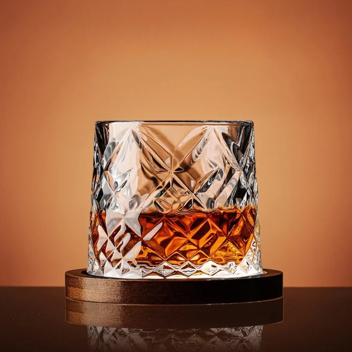 WhiskeySpin - Premium rotating whiskey glass Kalsten