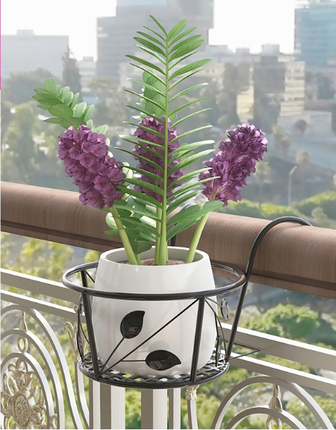 VerdaLift Plant Hanging Shelf — Finally rock-solid support for your balcony dreams | Kalsten