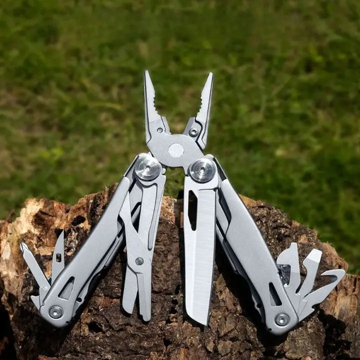 Kalsten | 9-in-1 Multitool – High-quality folding knife with high hardness
