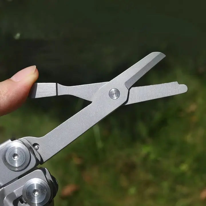 Kalsten | 9-in-1 Multitool – High-quality folding knife with high hardness