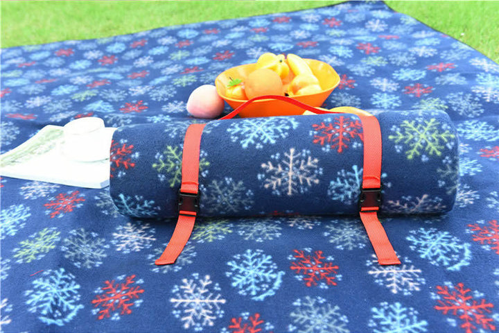 foldable picnic blanket with durable carrying handle Kalsten