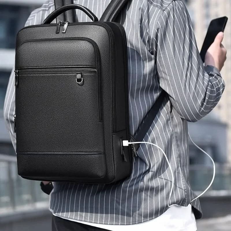 Kalsten | Elegant leather rucksack for men/women with USB port for laptop and everyday use, 15.6 inch, black