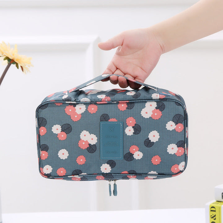 Polka Dot Travel Toiletry Organizer Kalsten