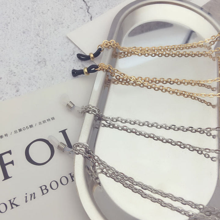 Star-Embellished Eyewear Chain Kalsten