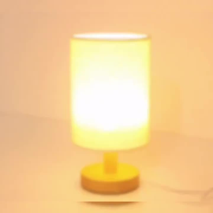 WoodGlow – Adjustable LED Table Lamp with USB Kalsten