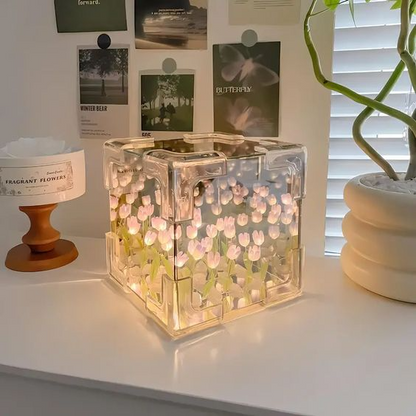 Blossom Box | Magical Tulip Light | Skanto