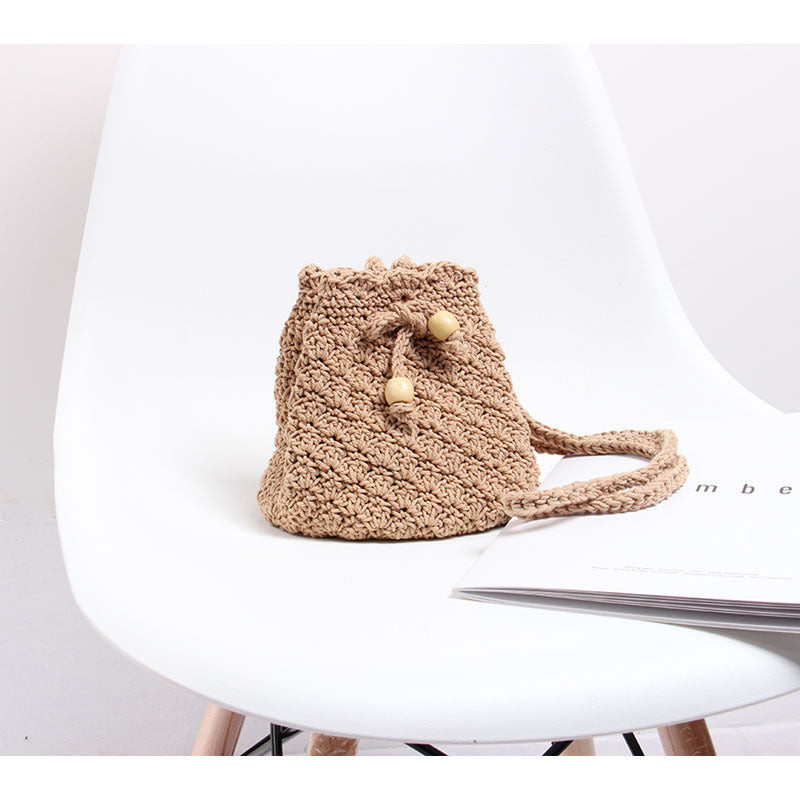 Hand-knotted Shoulder Bag in Modern Boho Style Kalsten