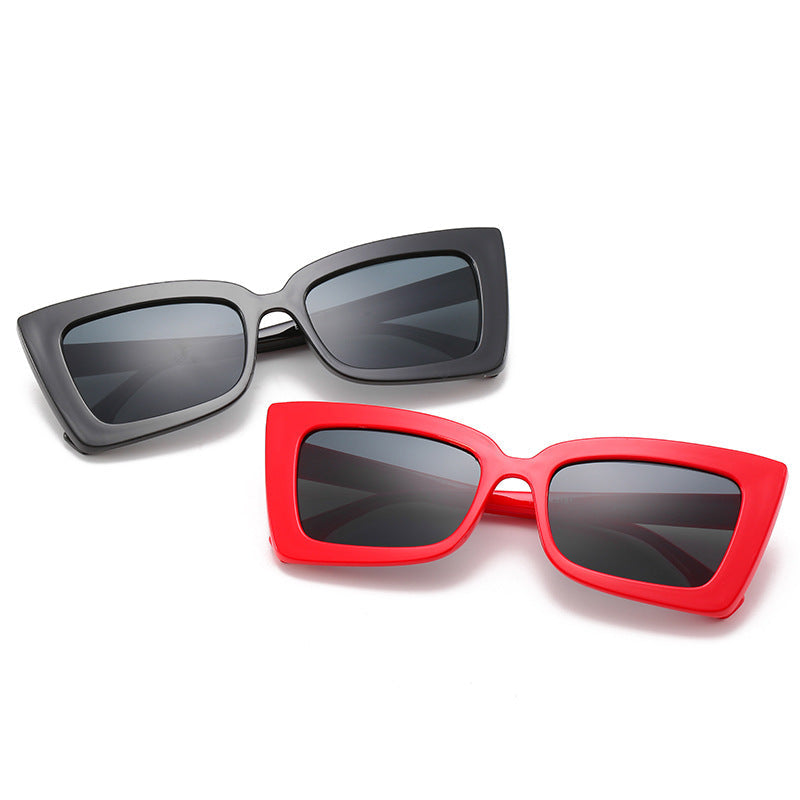 Women’s designer sunglasses with modern geometric frame Kalsten