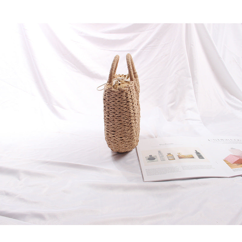 Elegant Bast bag with unique design Kalsten
