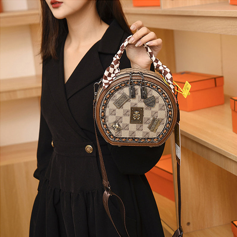 Fashionable Retro Bear Badge Shoulder Bag | Kalsten