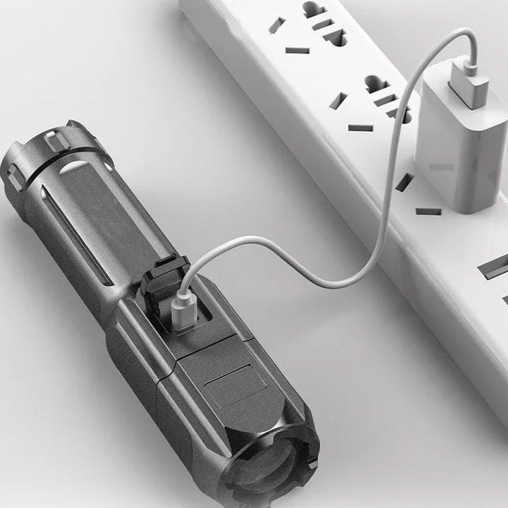 Powerful LED flashlight | Kalsten