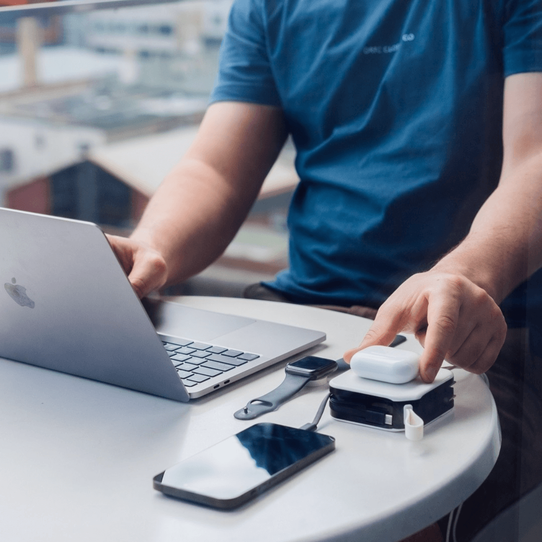 PowerGo Pro – Wireless Fast Charging Power Bank | Kalsten