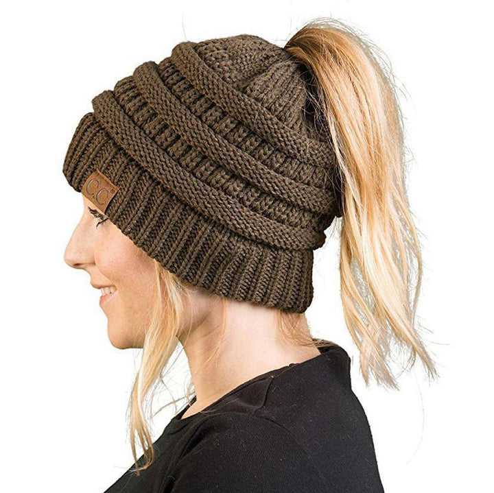 Knit Ponytail Beanie | Kalsten
