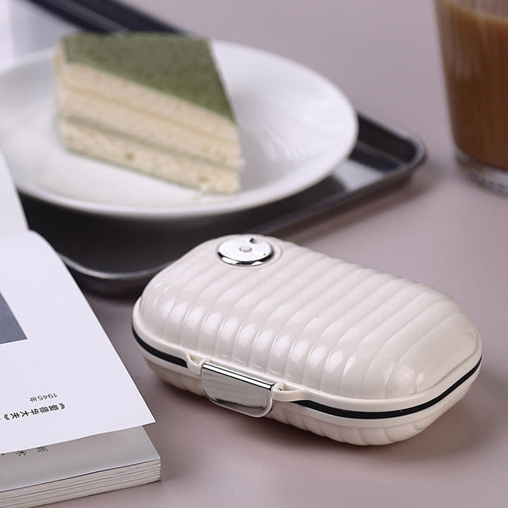Kalsten | Portable daily pill box