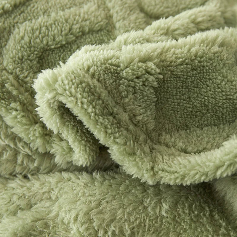 Kalsten | Luxury Faux Lambswool Polyester Blanket for Bedroom