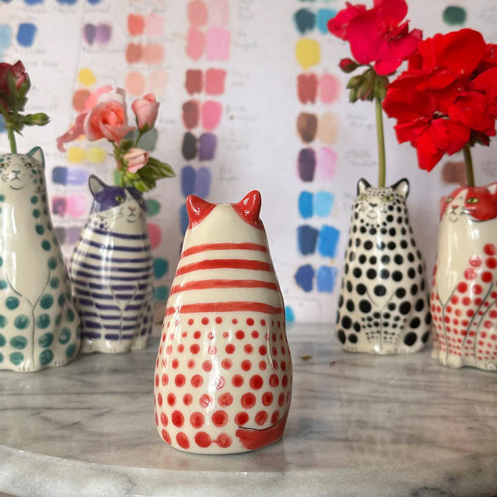 Kalsten | Dotted Cat Vase