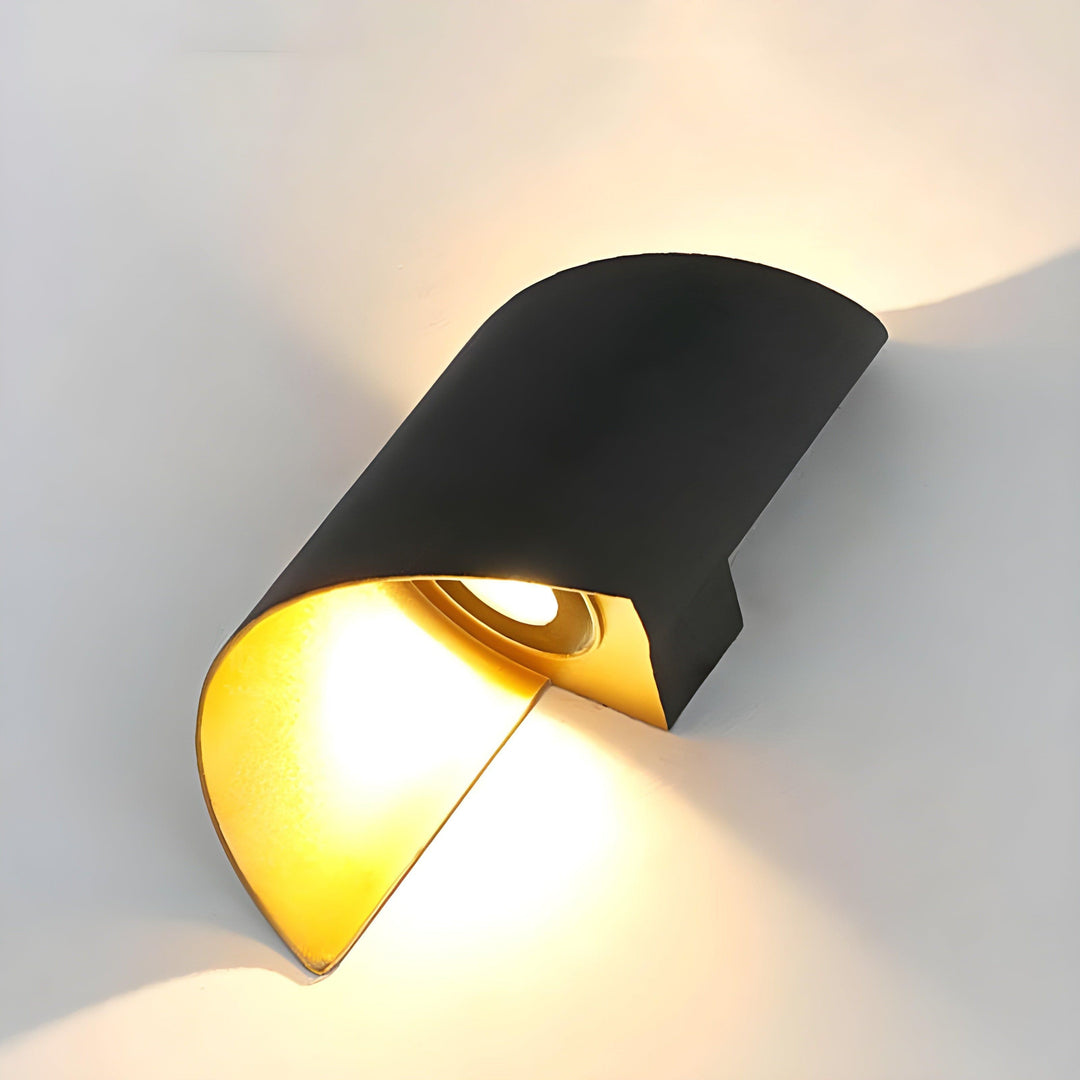 SpiralGlow Light - Nordic waterproof metal spiral LED wall lamp | Kalsten