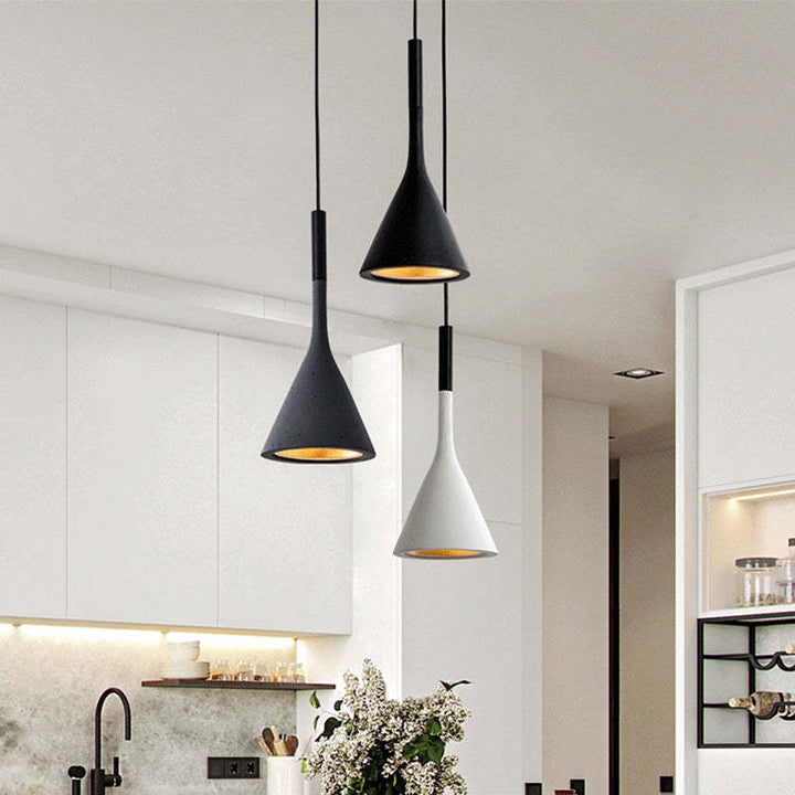 Modern Triangle Pendant Lamp - Trionda | Kalsten